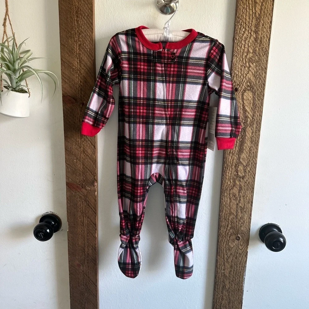 New Macys Flannel Plaid Pajamas Footies Baby 12 months  New with tags